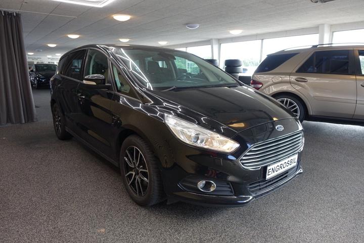 Sort Ford S-MAX fra 2016