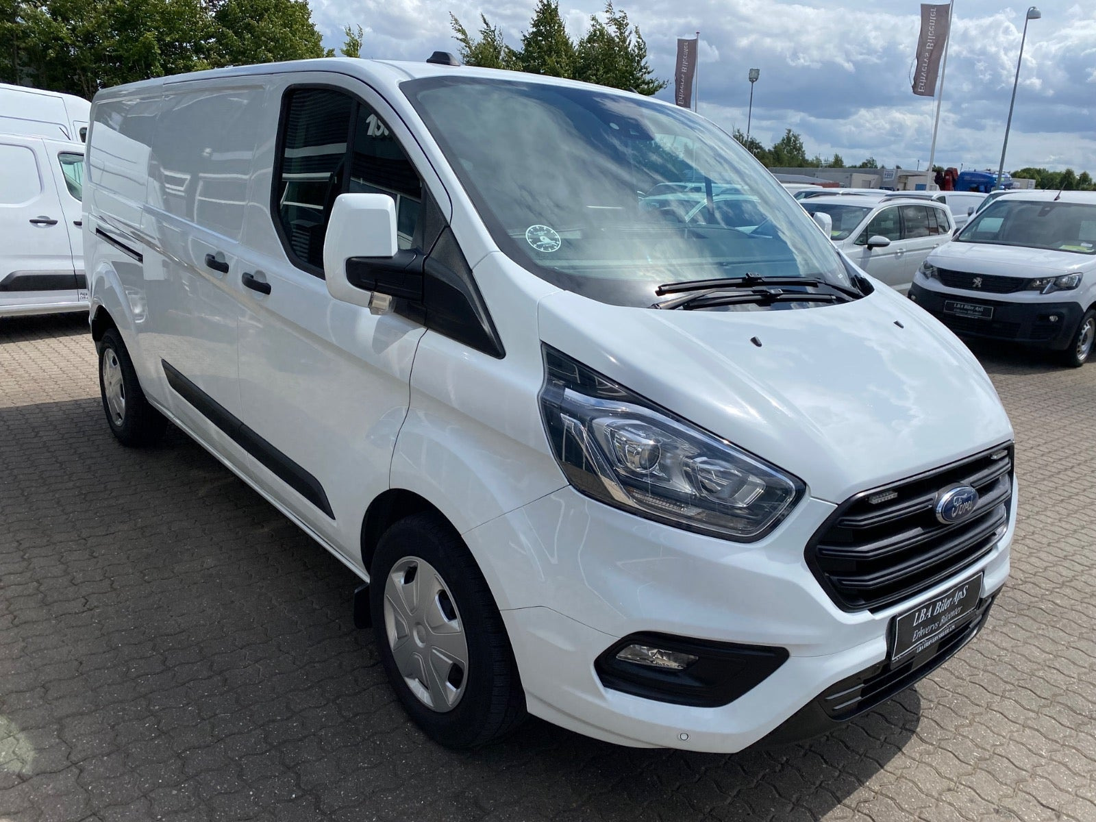 Hvid Ford Transit Custom 300 L2 fra 2021