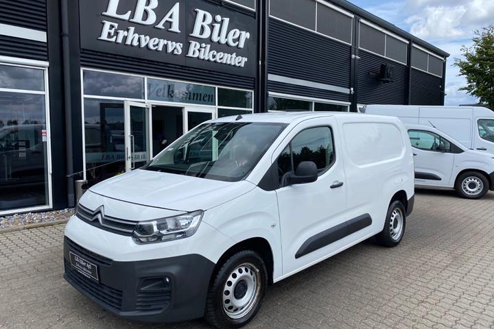 Hvid Citroën Berlingo fra 2021