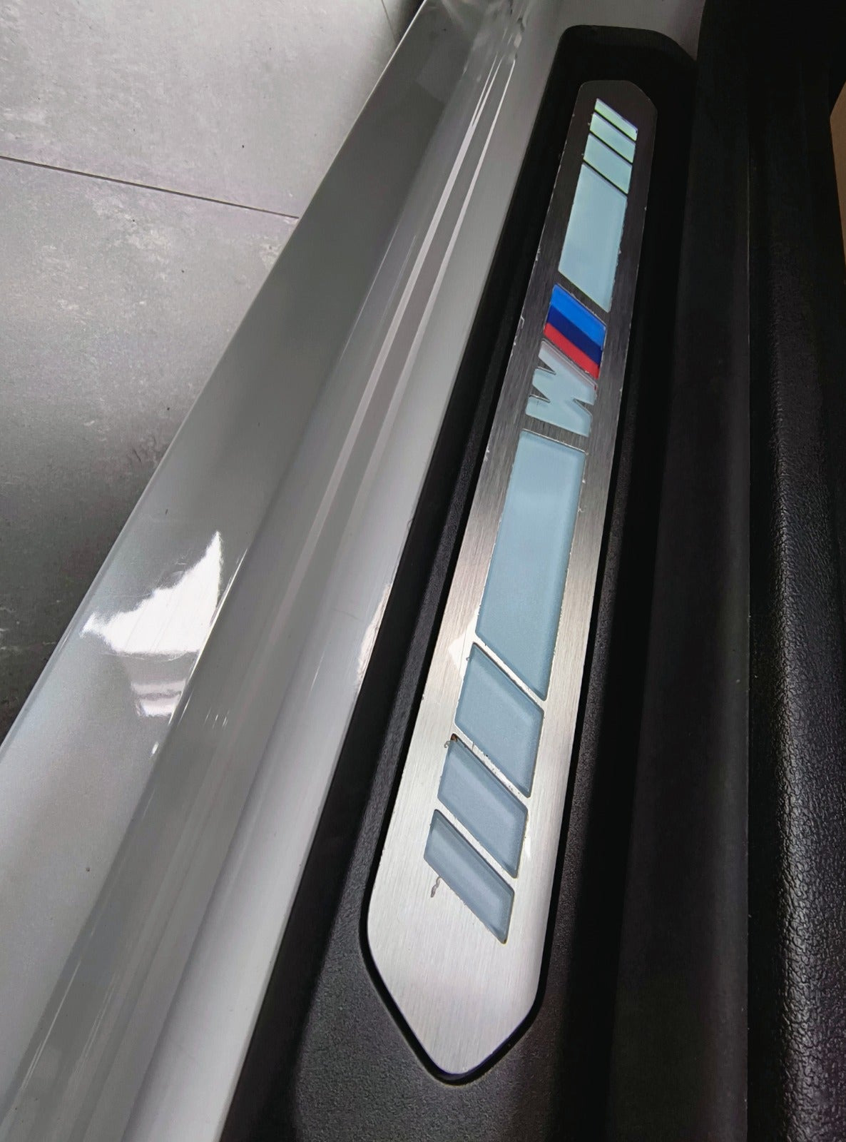 Hvid BMW iX3 fra 2022