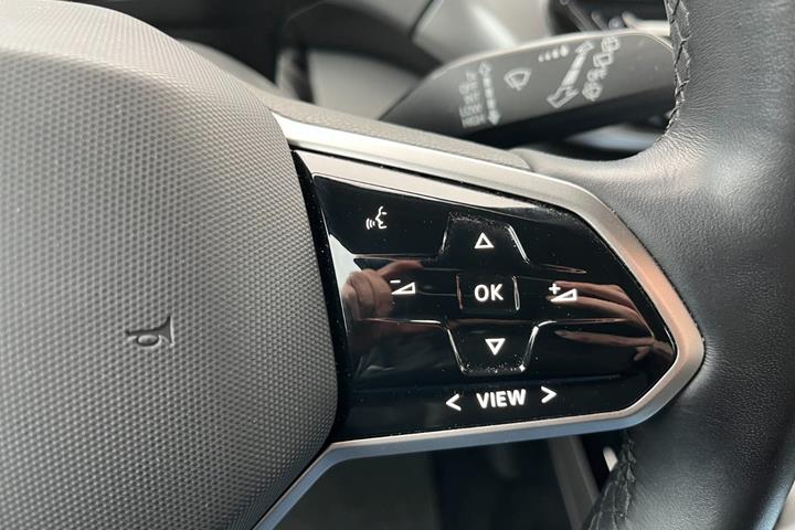 Sølv VW ID.4 fra 2023