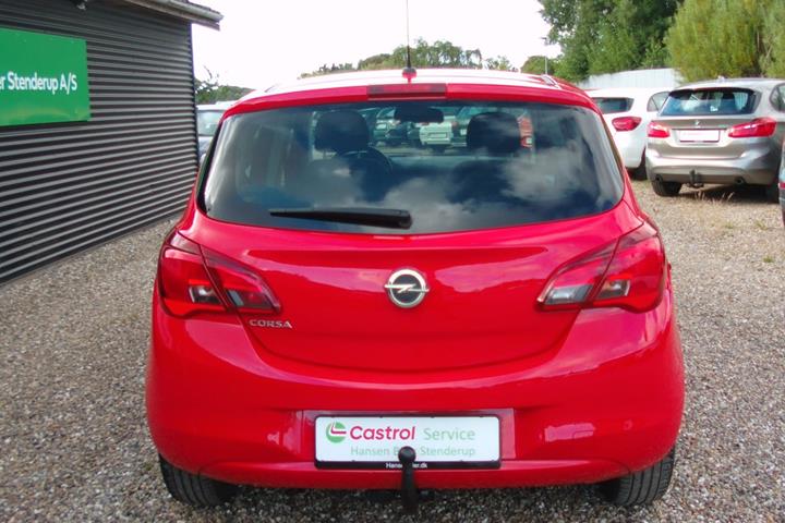 Rød Opel Corsa fra 2018