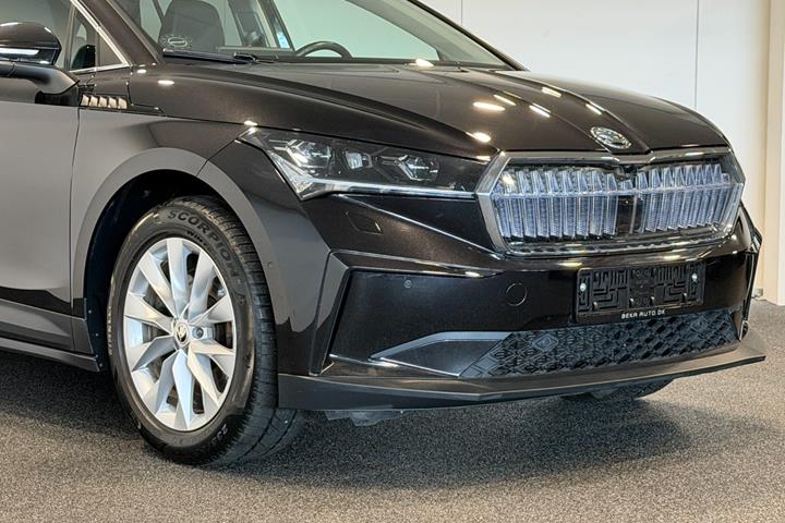Sort Skoda Enyaq fra 2022