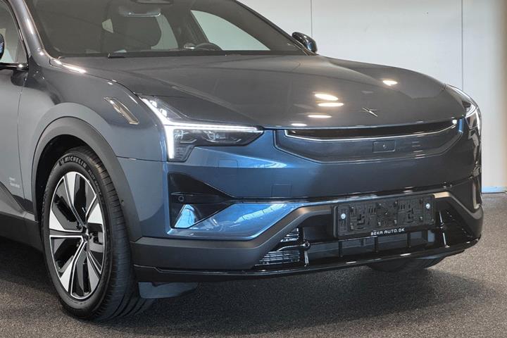 Blå Polestar 3 fra 2025