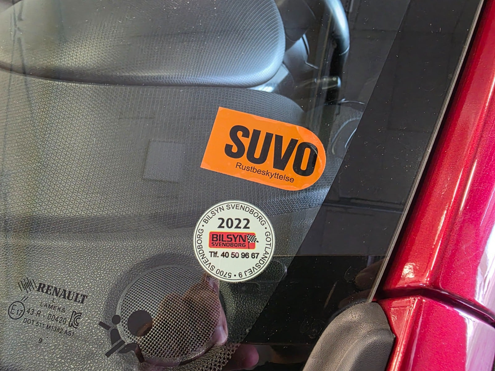 Rød Renault Clio IV fra 2018