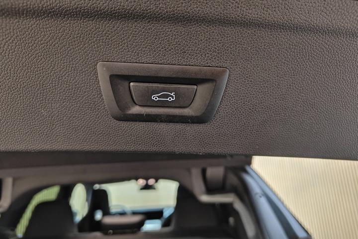 Sort BMW iX fra 2022