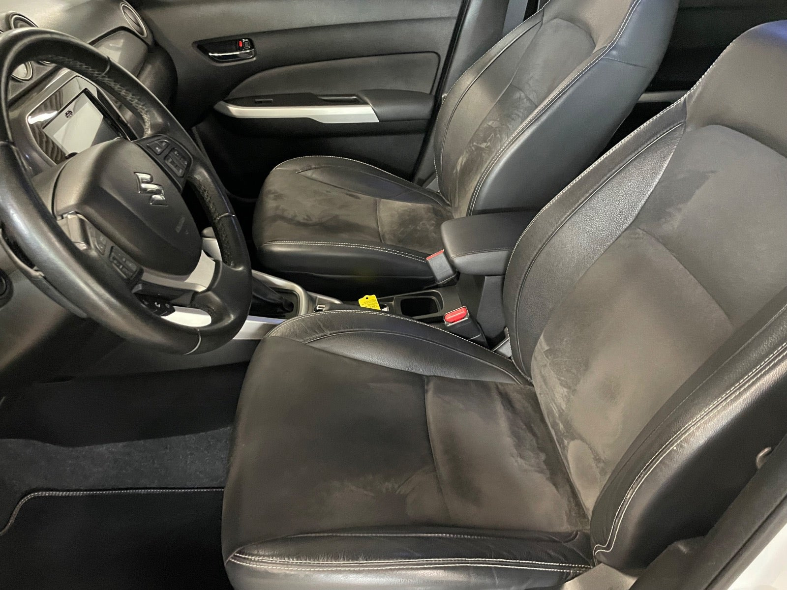Hvid Suzuki Vitara fra 2016