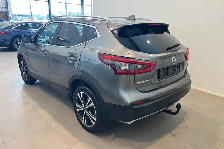 Grøn Nissan Qashqai fra 2018