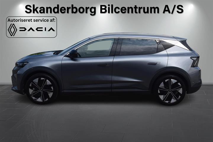 Grå Renault Scénic fra 2024