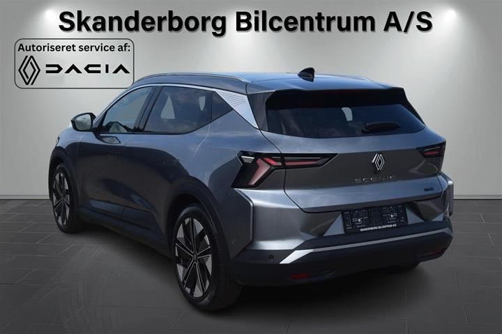 Grå Renault Scénic fra 2024