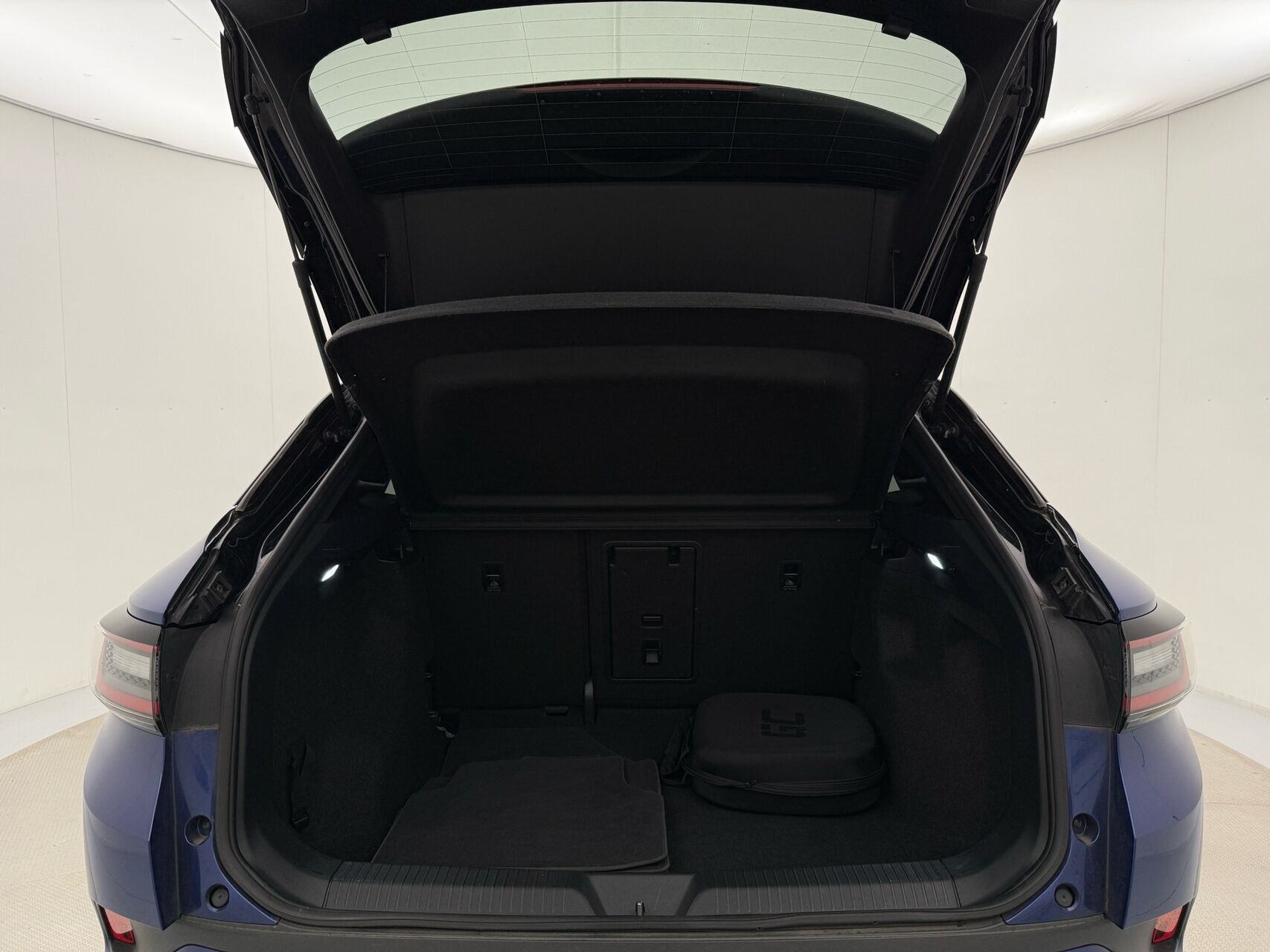 Blå VW ID.4 fra 2021
