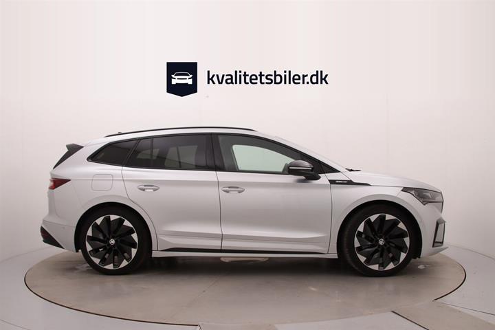 Sølv Skoda Enyaq fra 2023