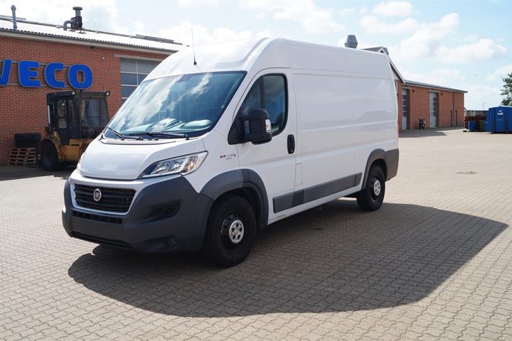 Hvid Fiat Ducato fra 2017