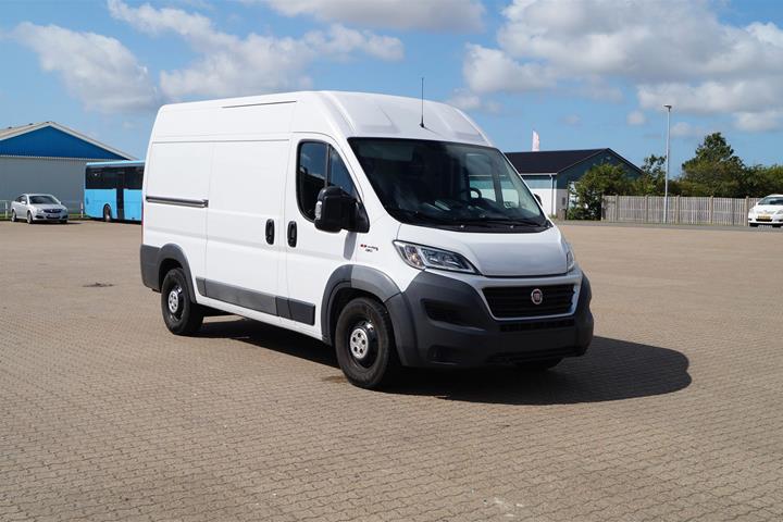 Hvid Fiat Ducato fra 2017