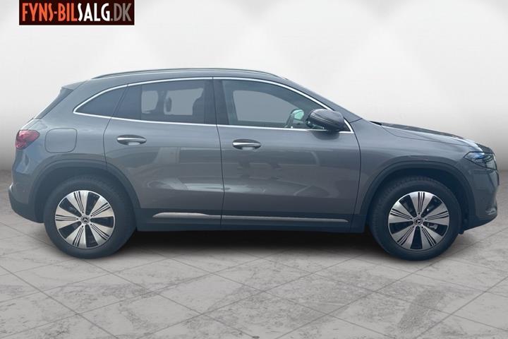 Sort Mercedes EQA 250+ fra 2025
