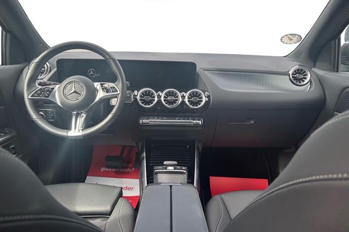 Sort Mercedes EQA 250+ fra 2025