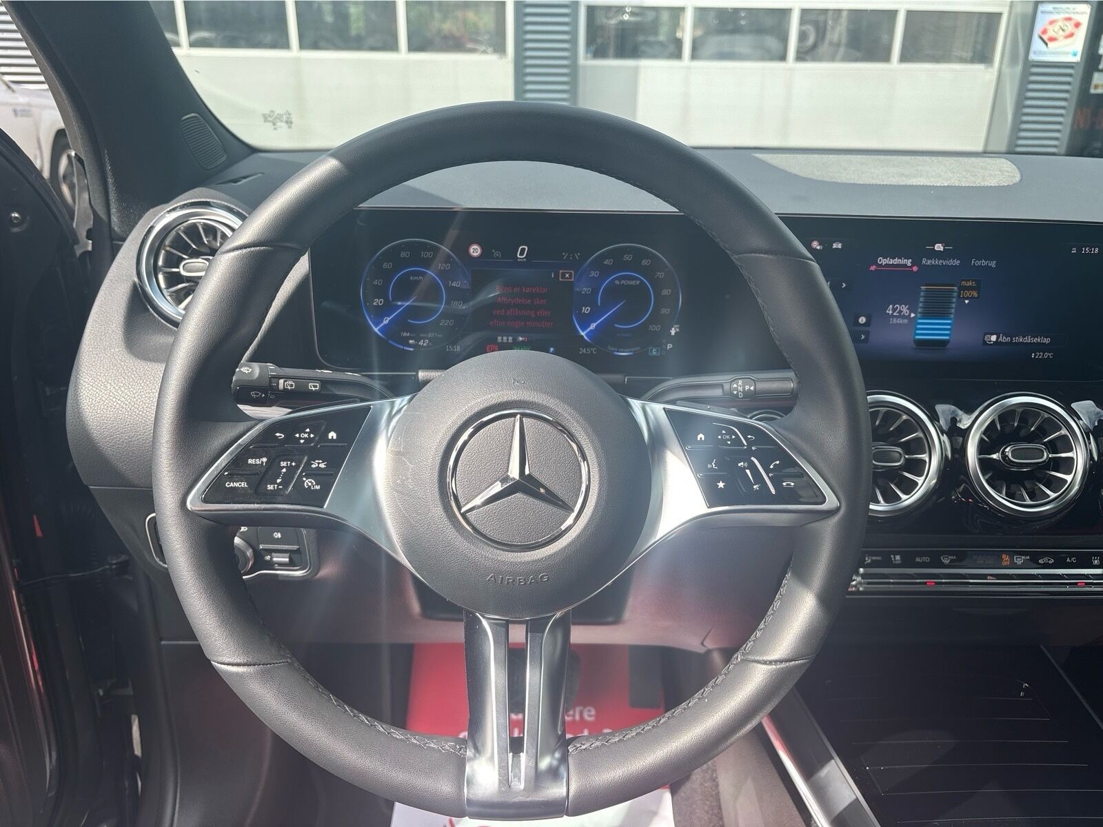 Sort Mercedes EQA 250+ fra 2025