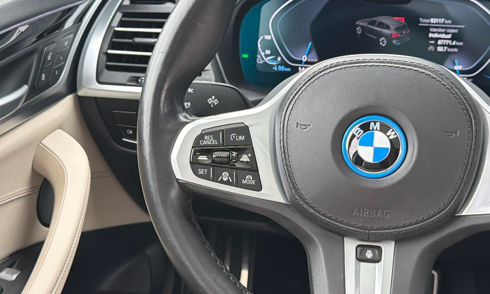 Sort BMW iX3 fra 2022