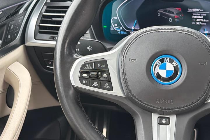 Sort BMW iX3 fra 2022