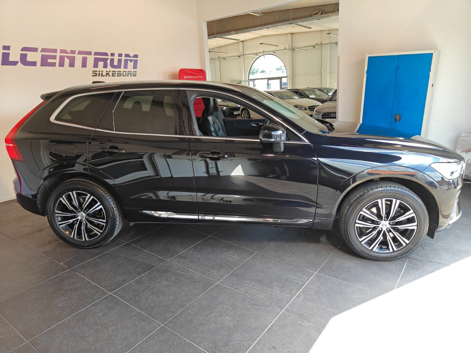 Sort Volvo XC60 fra 2022