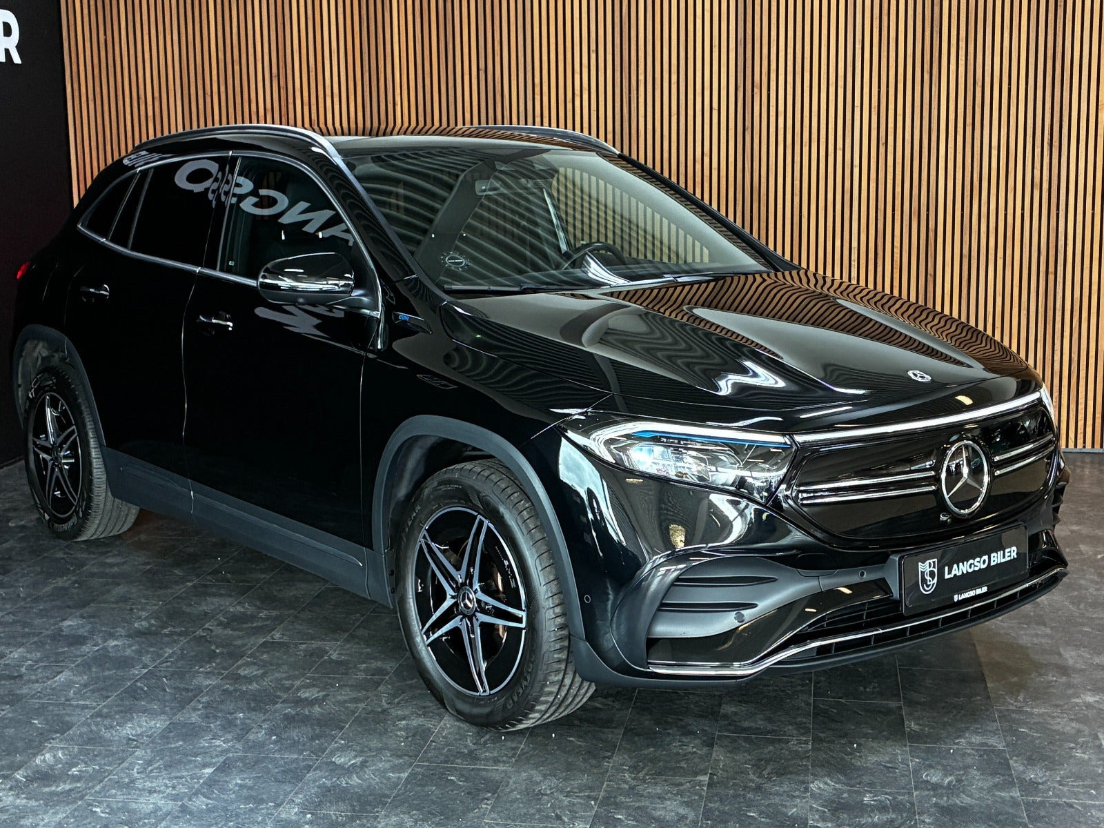 Sort Mercedes EQA250 fra 2022