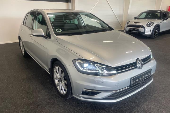 Sølv VW Golf VII fra 2019