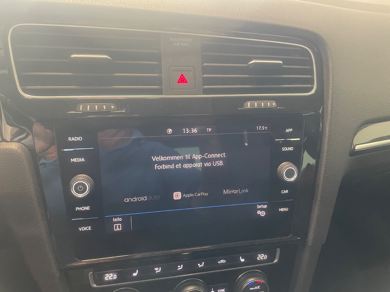 Sølv VW Golf VII fra 2019