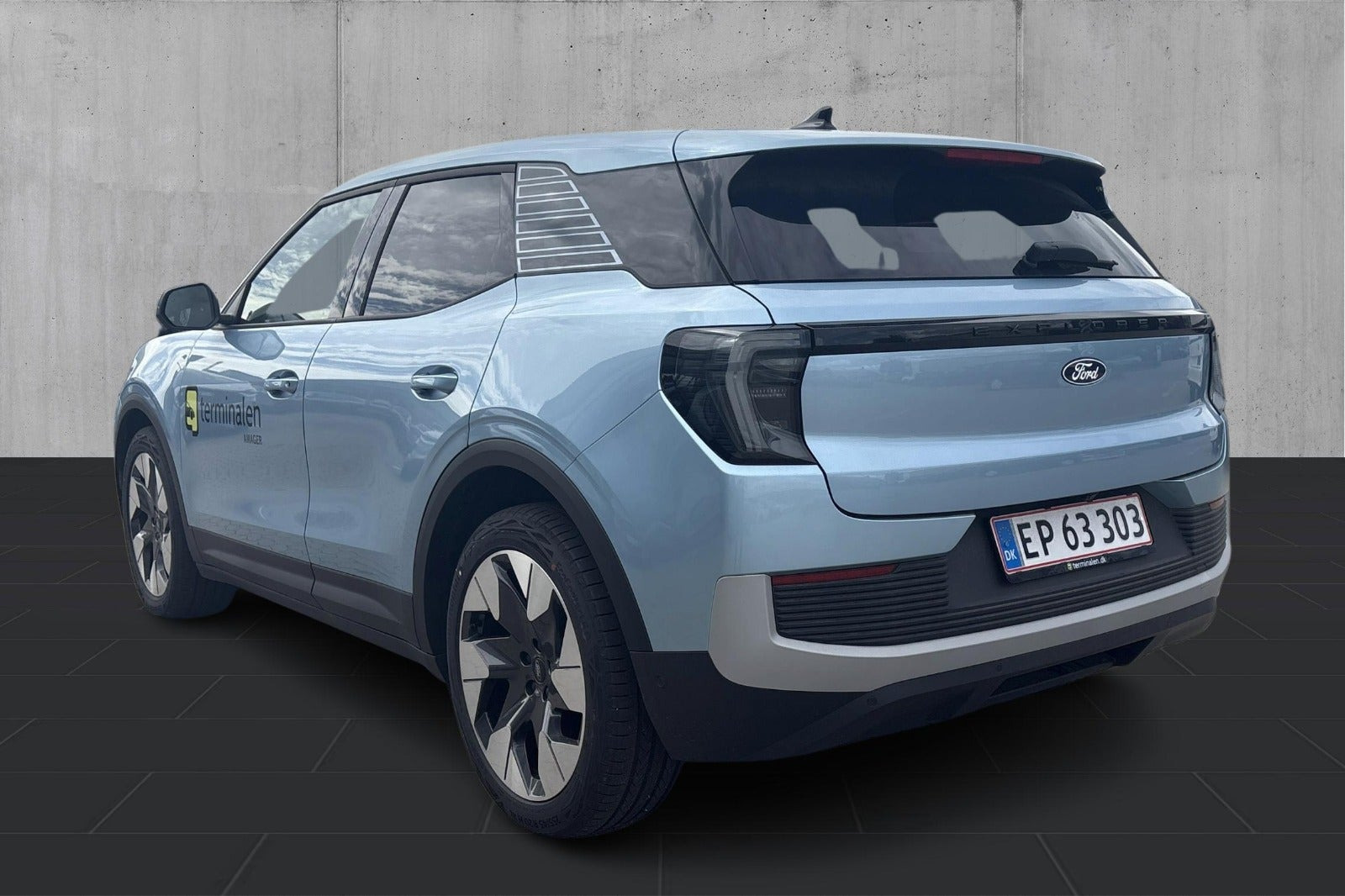 Blå Ford Explorer fra 2025