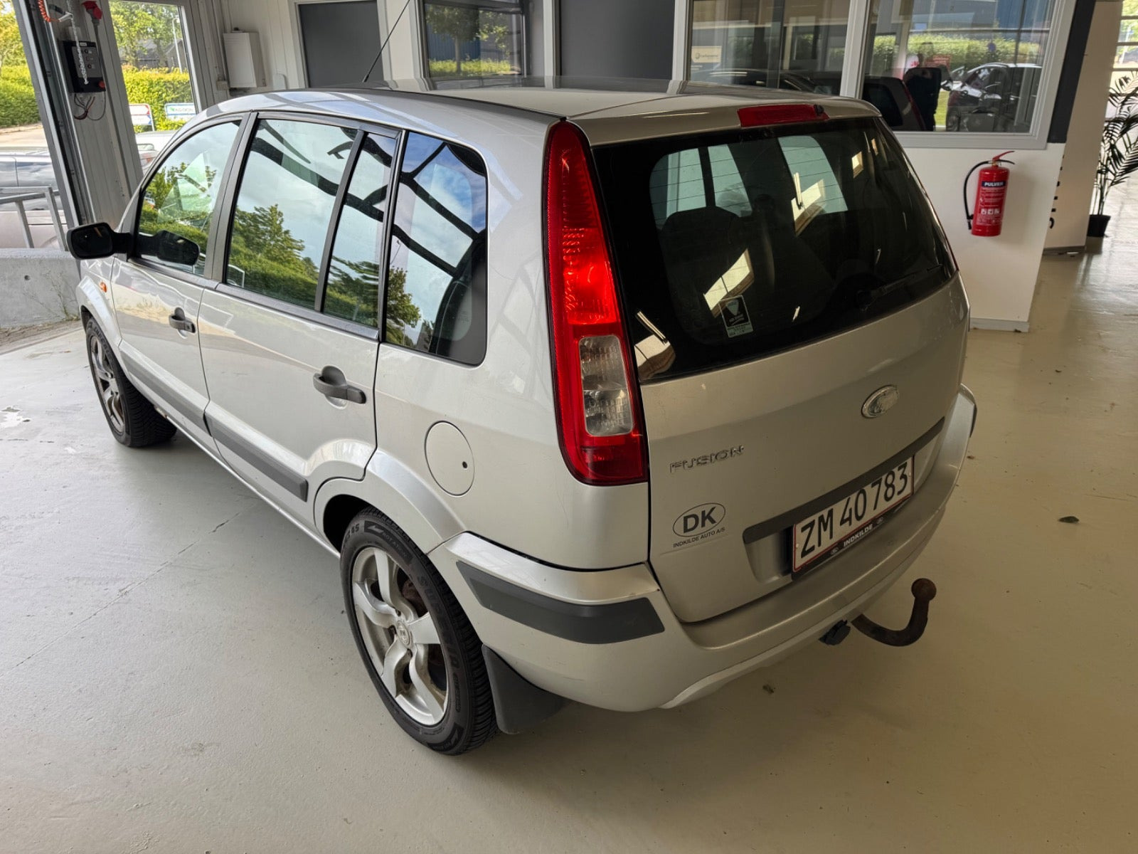 undefined Ford Fusion fra 2008 set udefra