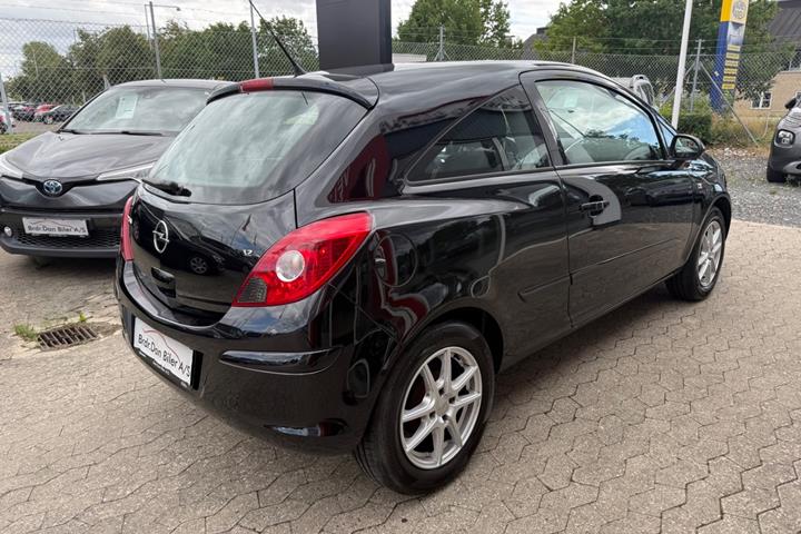 Grøn Opel Corsa fra 2007
