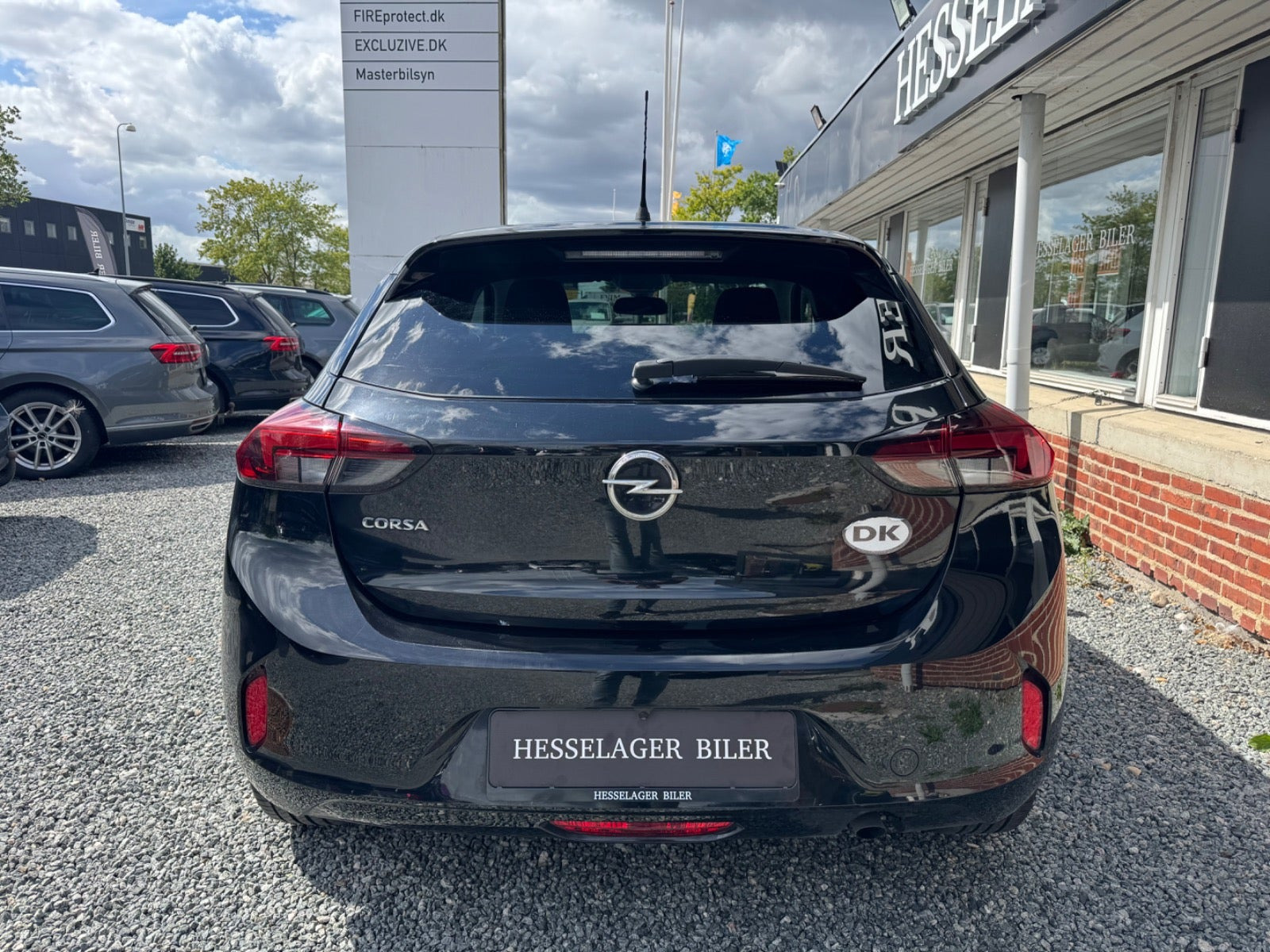 Sort Opel Corsa fra 2020