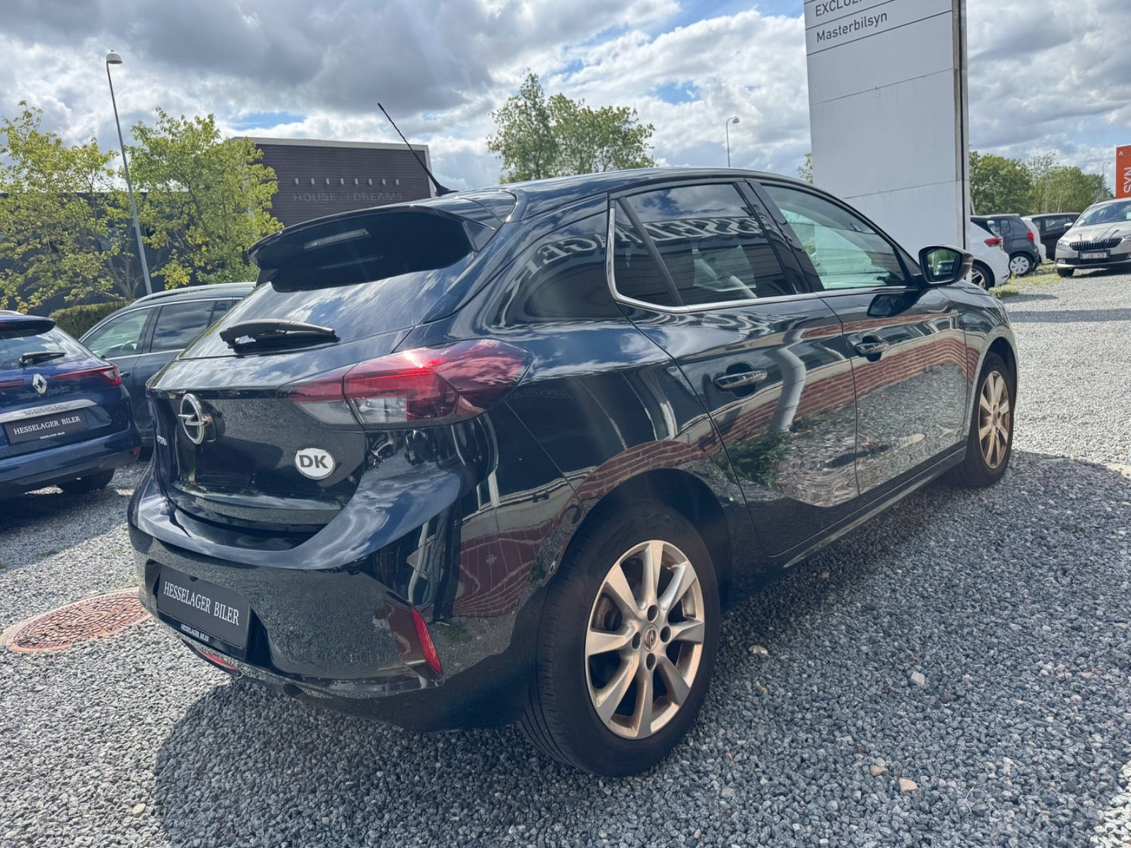 Sort Opel Corsa fra 2020