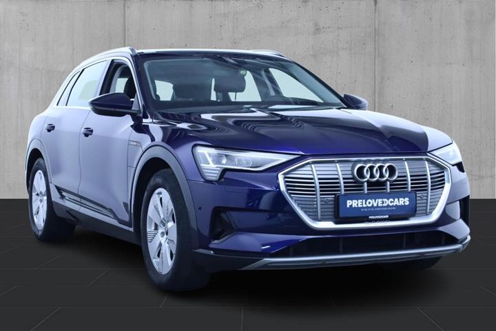 Blå Audi e-tron fra 2022