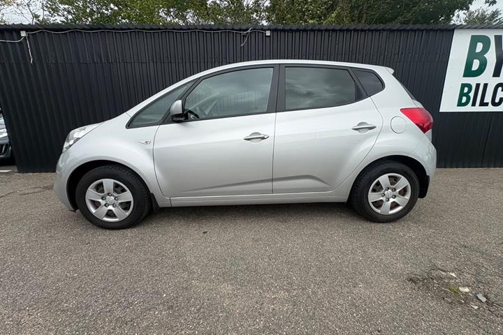 undefined Kia Venga fra 2015