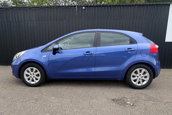 undefined Kia Rio fra 2013