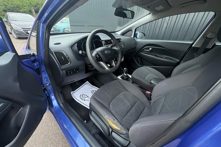 undefined Kia Rio fra 2013