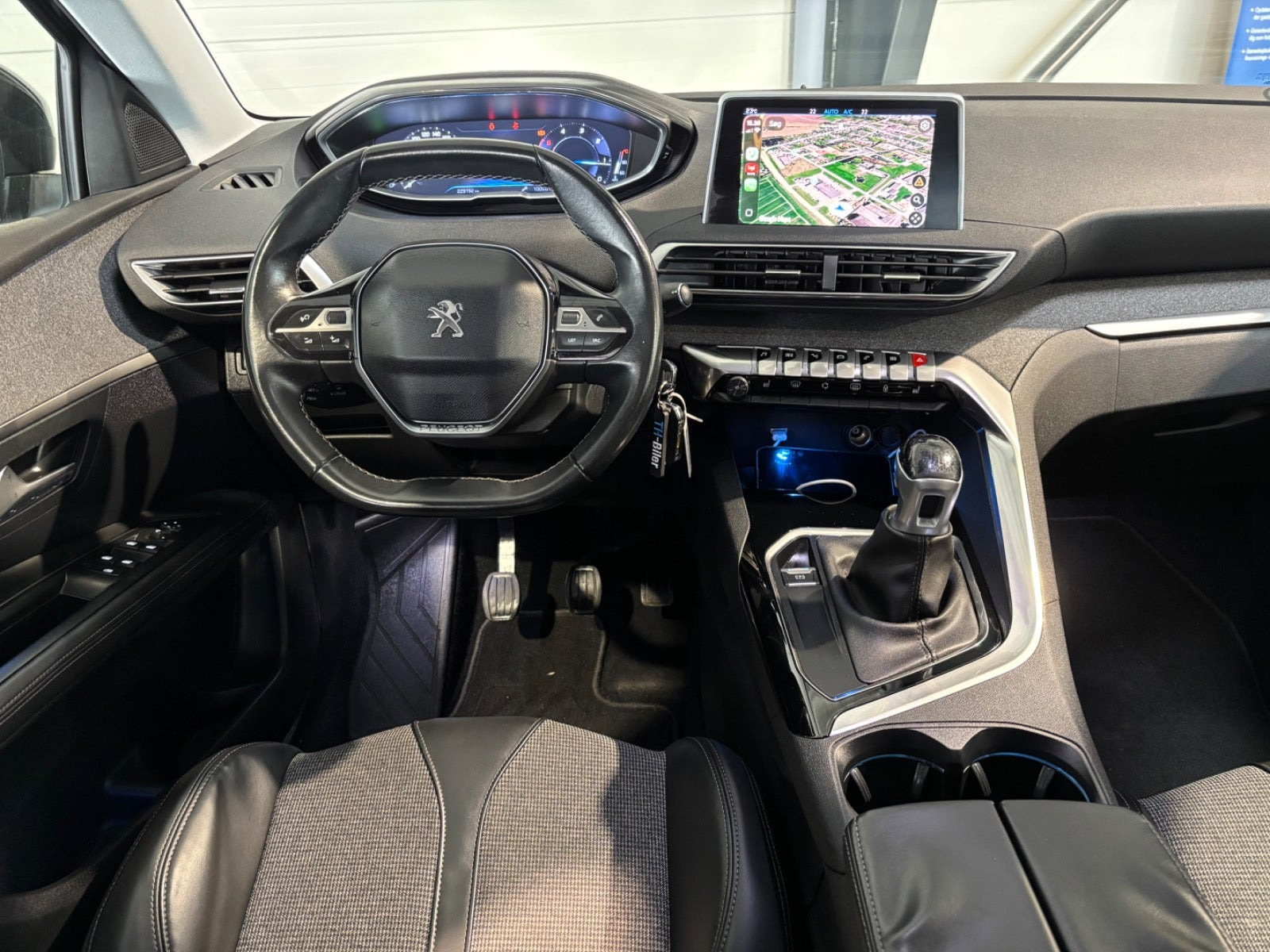 undefined Peugeot 3008 fra 2017