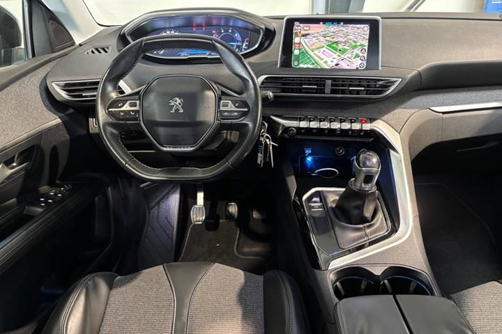 undefined Peugeot 3008 fra 2017