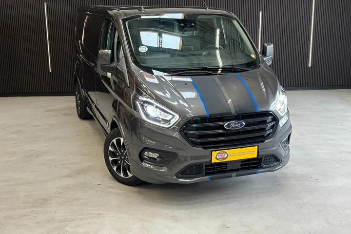 Grå Ford Transit Custom 320 L2 fra 2022