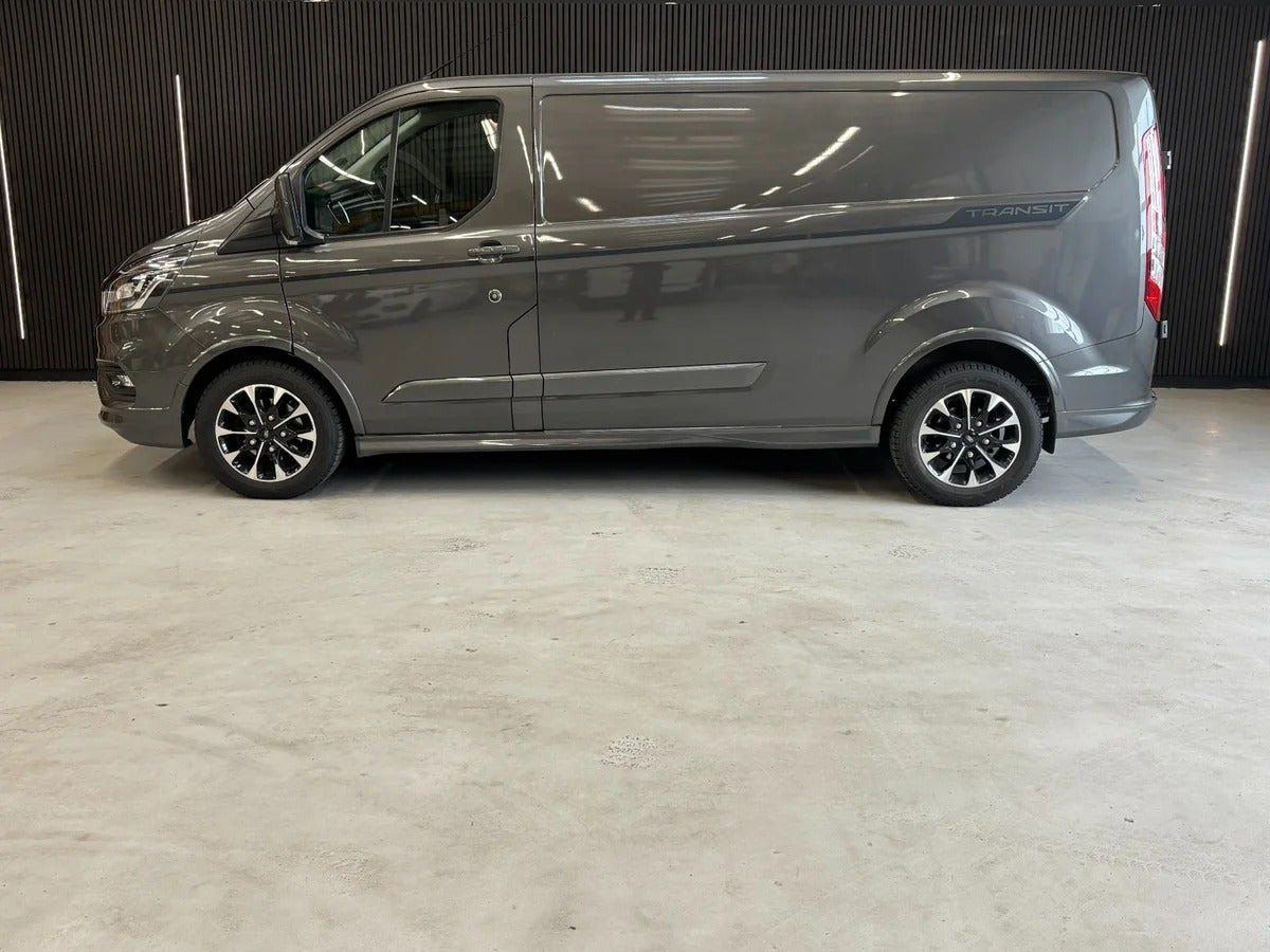 Grå Ford Transit Custom 320 L2 fra 2022