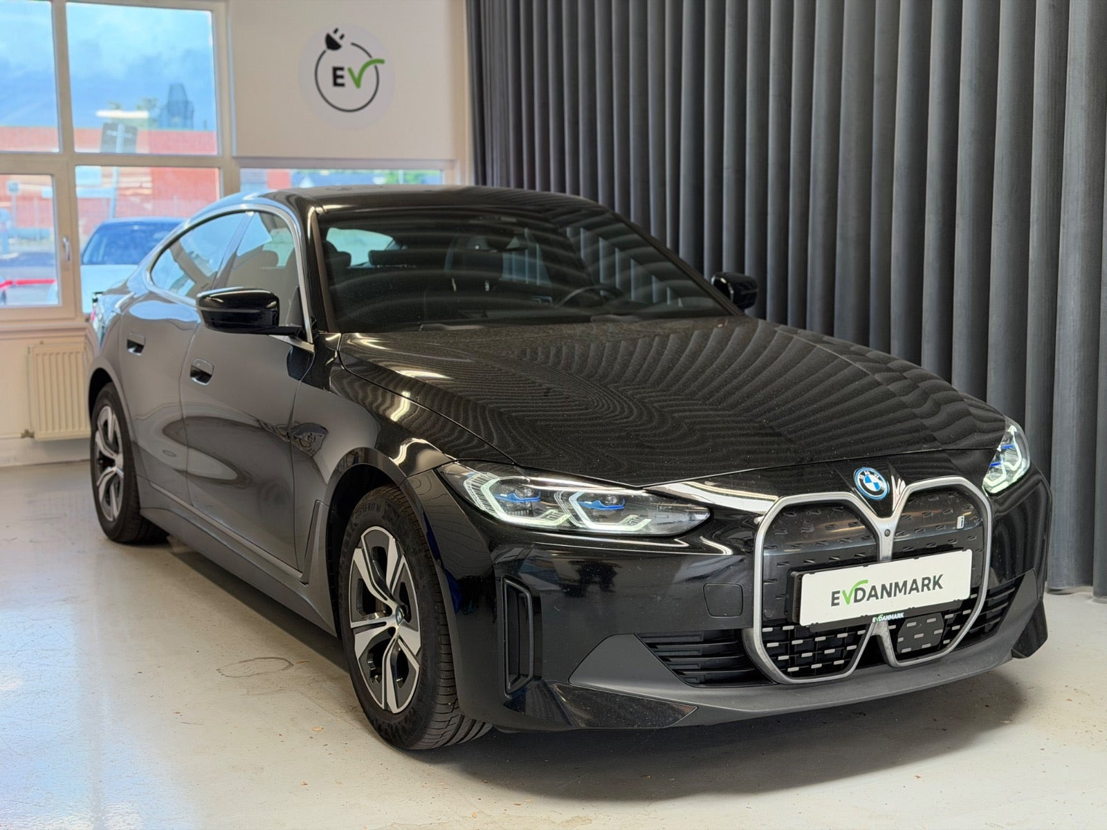BMW i4 eDrive40 Charged Plus