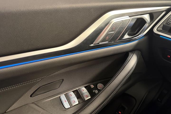 Sort BMW i4 fra 2023