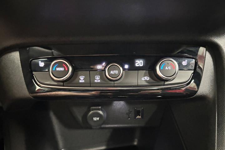 Rød Opel Corsa-e fra 2023
