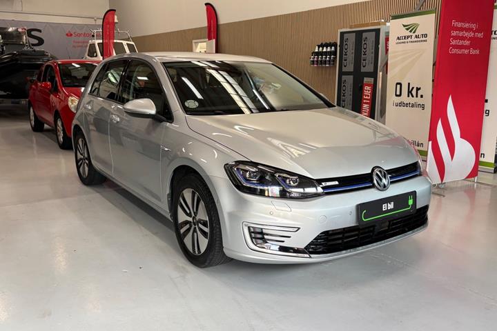 Sølv VW e-Golf VII fra 2019