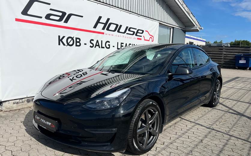 Tesla Model 3 Long Range AWD