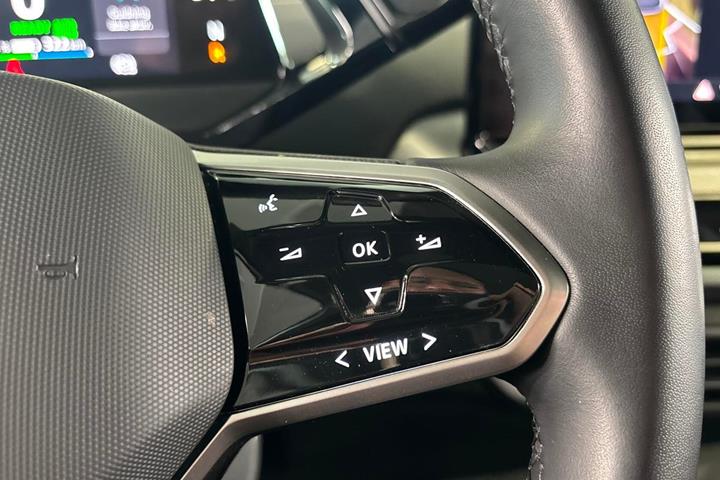 Hvid VW ID.4 fra 2023