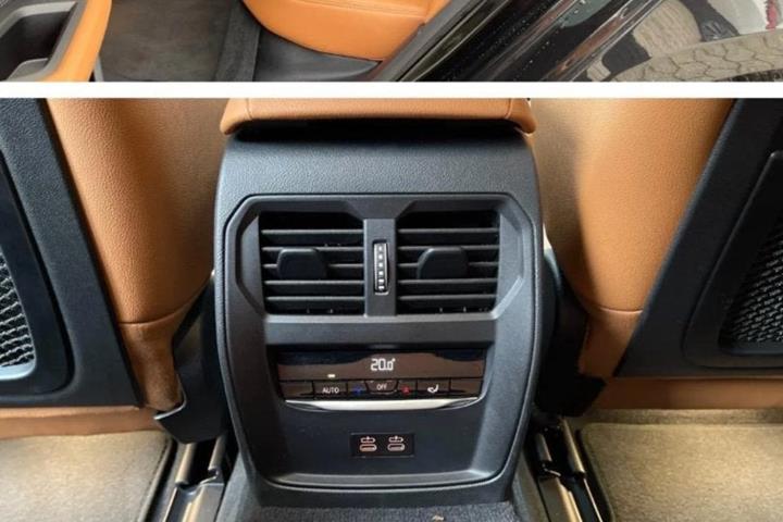 Sort BMW i4 fra 2023
