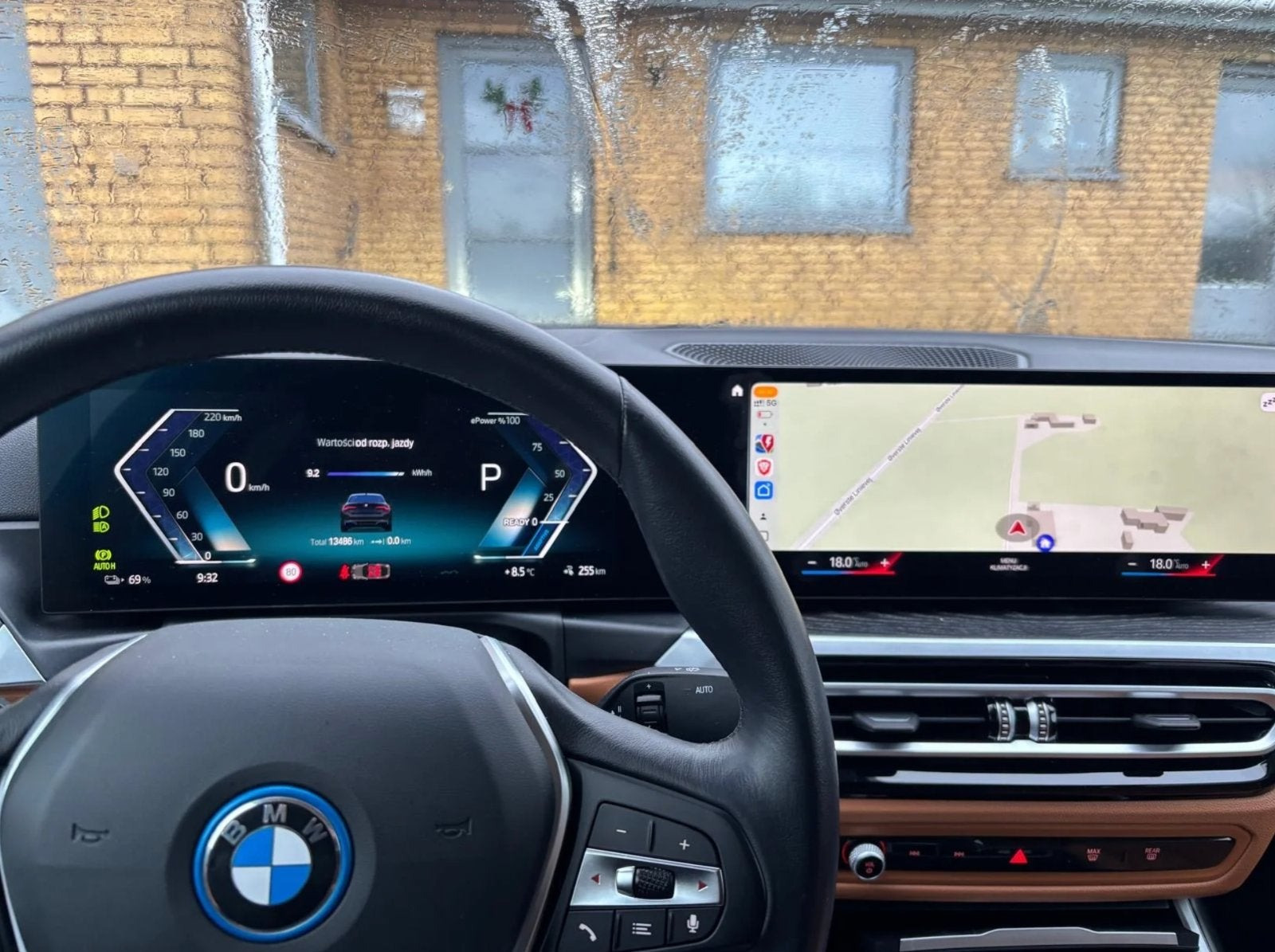 Sort BMW i4 fra 2023