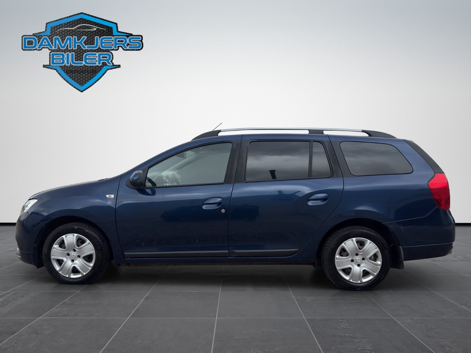 Blå Dacia Logan fra 2017