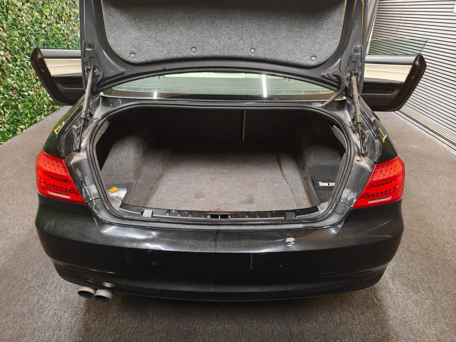 undefined BMW 325i fra 2010